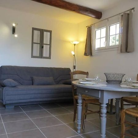 Les Tarraiettes Au Pied Du Luberon Vila Lourmarin Exterior foto